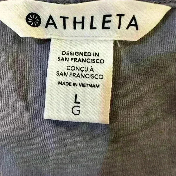 Athleta Dusty Blue Knit Sleeveless Tank Size Large - Picture 3 of 4